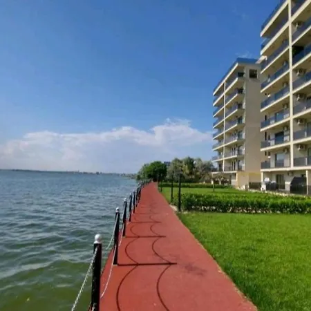 Breeze Luxury * Mamaia