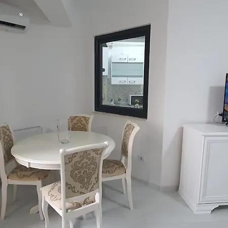 Breeze Luxury